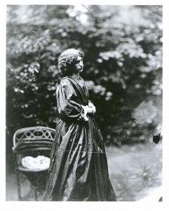 Jane Morris, née Burden, a Pre-Raphaelite model